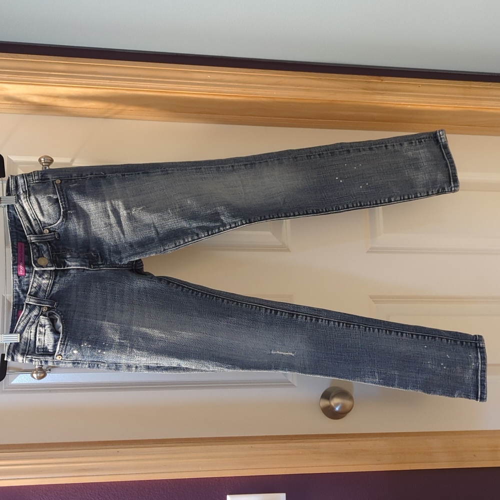 Vigoss Distressed Skinny Jeans